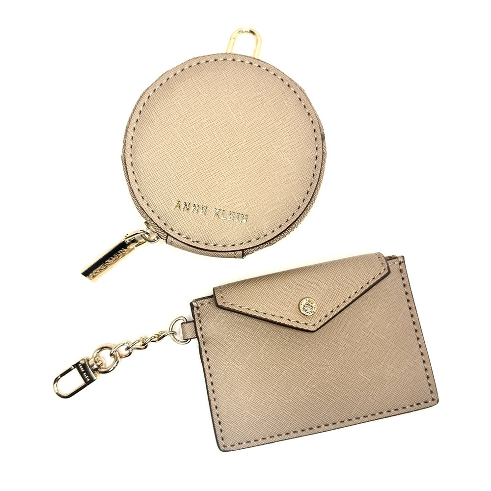 ANNE KLEIN 2 Piece Set Round Coin Purse & Card Holder in Tan With Gold Accents